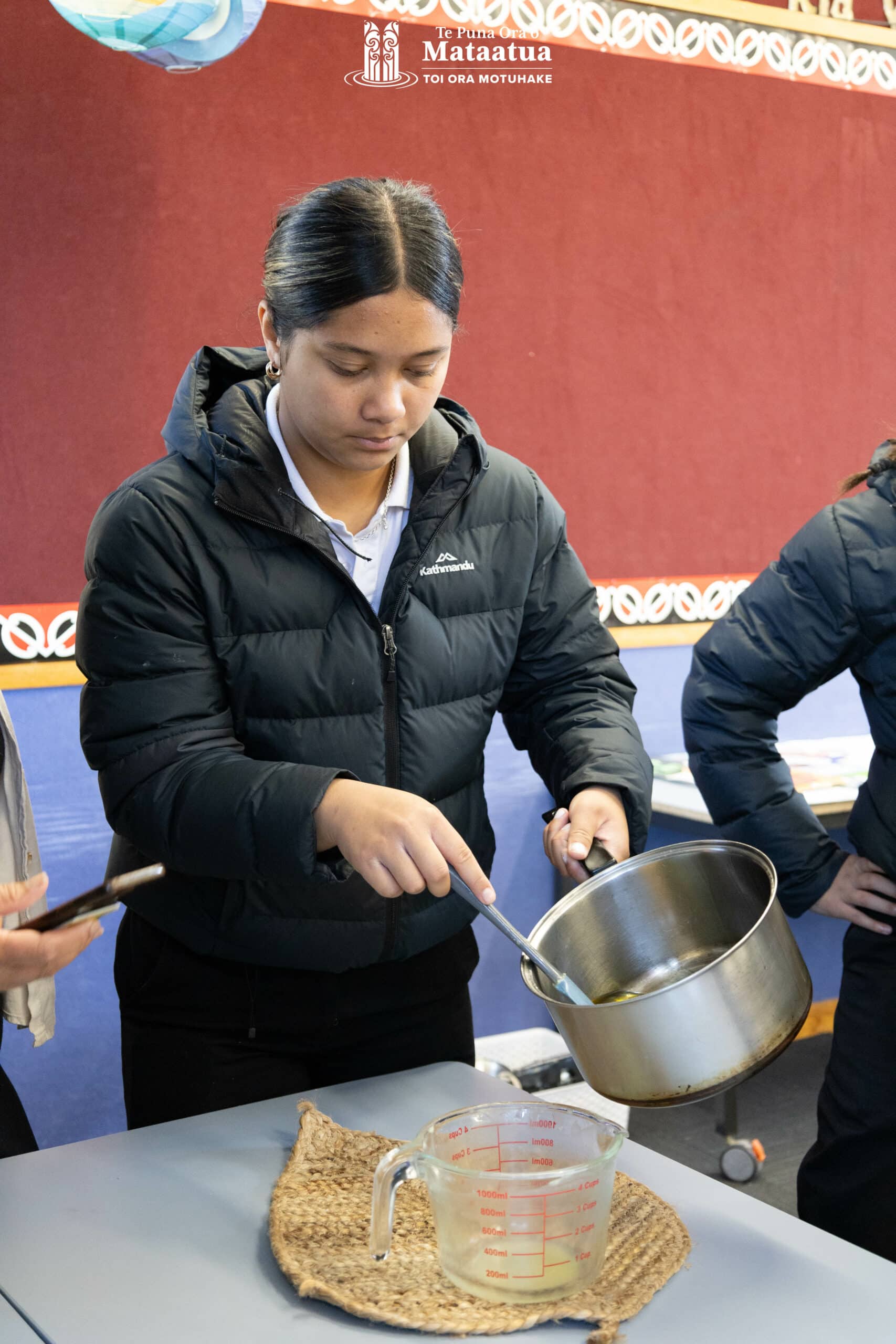 Rangatahi pouring rongoā